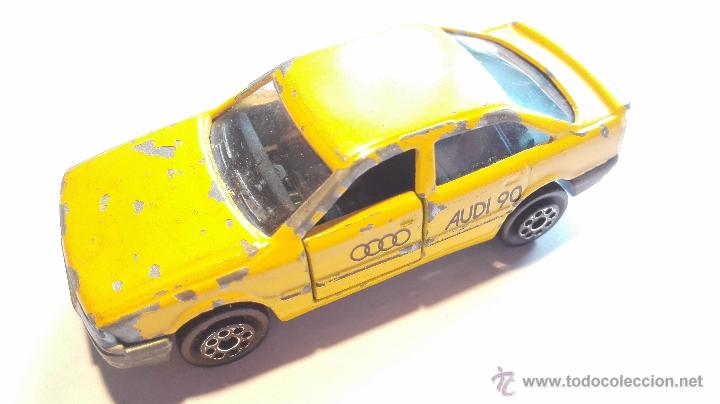 Coches a escala: ANTIGUO COCHE MAJORETTE, AUDI 90