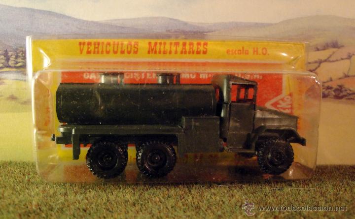 Coches a escala: Cami&oacute;n cisterna GMC M-50 de Eko. - Foto 2