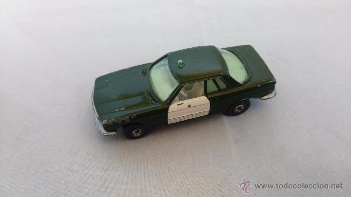 Coches a escala: coche guisval mercedes guardia civil