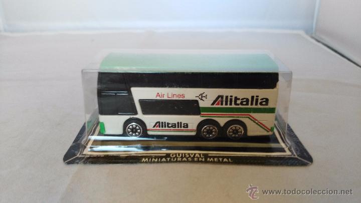 Coches a escala: antiguo autobus  alitalia guisval