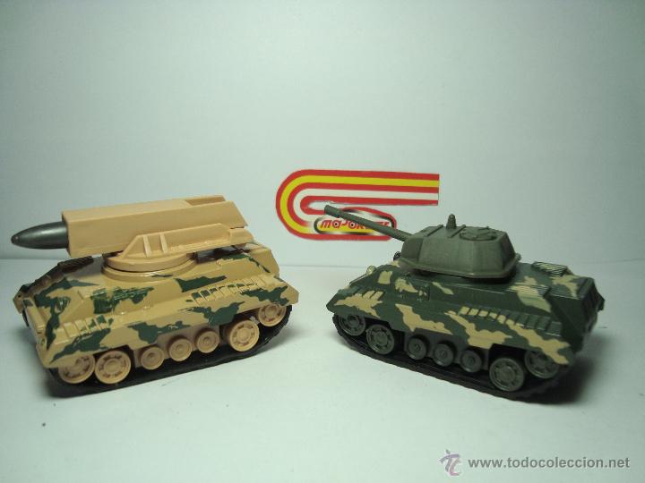 Coches a escala: LOTE EJERCITO MILITAR TANQUE,.DE MAJORETTE 1,64