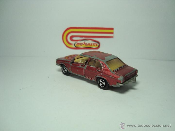 Coches a escala: CHRYSLER 180 DE MAJORETTE 1,64 - Foto 3