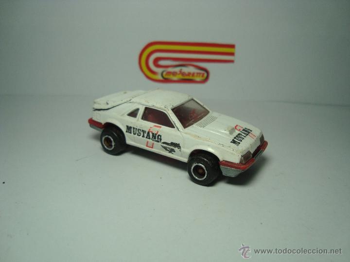 Coches a escala: ANTIGUO FORD MUSTANG DE MAJORETTE 1,64 - Foto 2