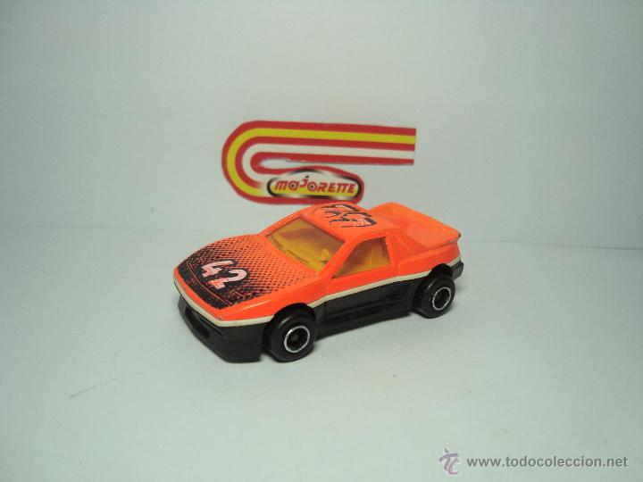 Coches a escala: PONTIAC FIERO DE MAJORETTE 1,64