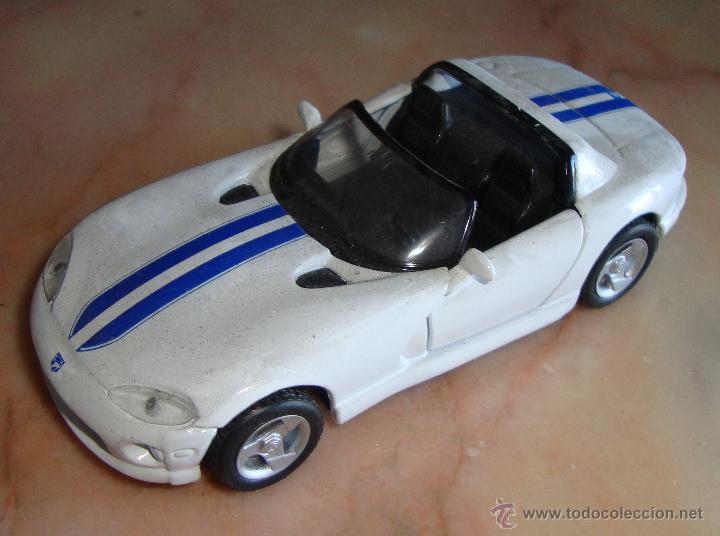 Coches a escala: COCHE DE MAISTO DODGE VIPER RT/10 ESCALA 1/39
