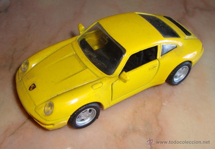 Coches a escala: COCHE DE MAISTO PORCHE 911 CARRERA ESCALA 1/36