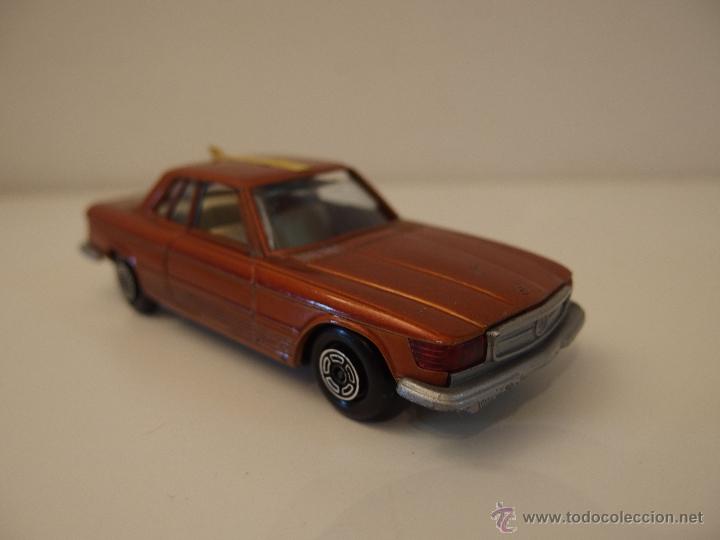 Coches a escala: MERCEDES BENZ 350 SL ESCORPION GUISVAL 1/37