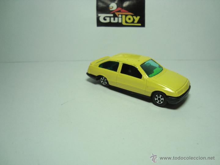 Coches a escala: FORD SIERRA DE GUILOY CHISPICAR 1,64 - Foto 3
