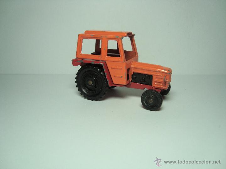 Coches a escala: ANTIGUO TRACTOR MARCA ZETOR DE CORGI JUNIORS ESCALA 1,64 BUENO