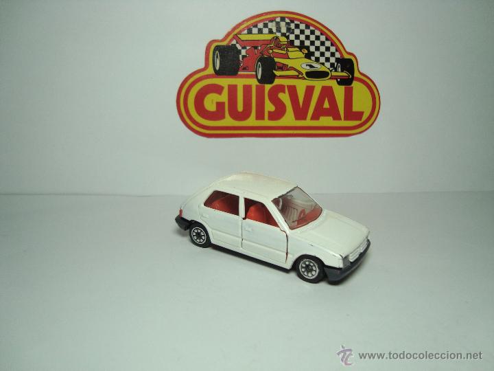 Coches a escala: PEUGEOT 205 DE GUISVAL CAMPEON 1,64