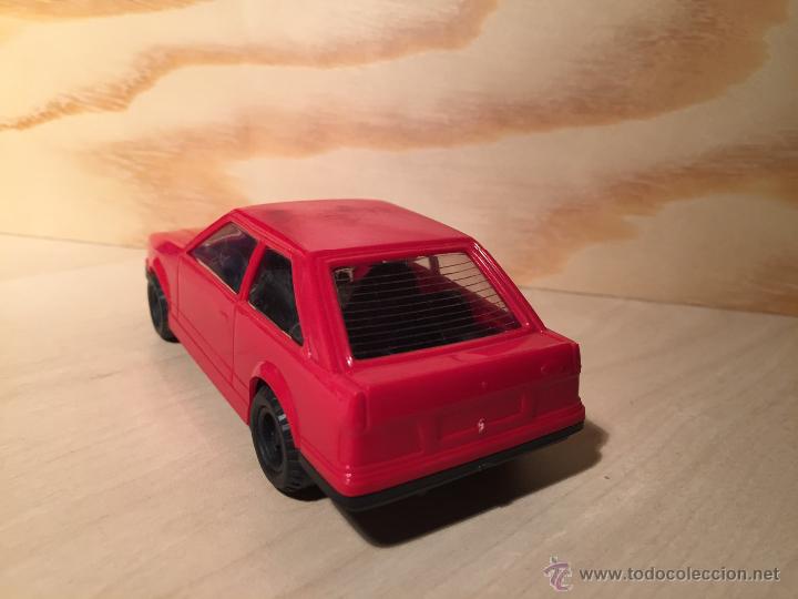 Coches a escala: FORD ESCORT A&Ntilde;O 1984 DANONE - Foto 2