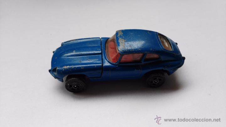 Coches a escala: coche jaguar de corgi juniors