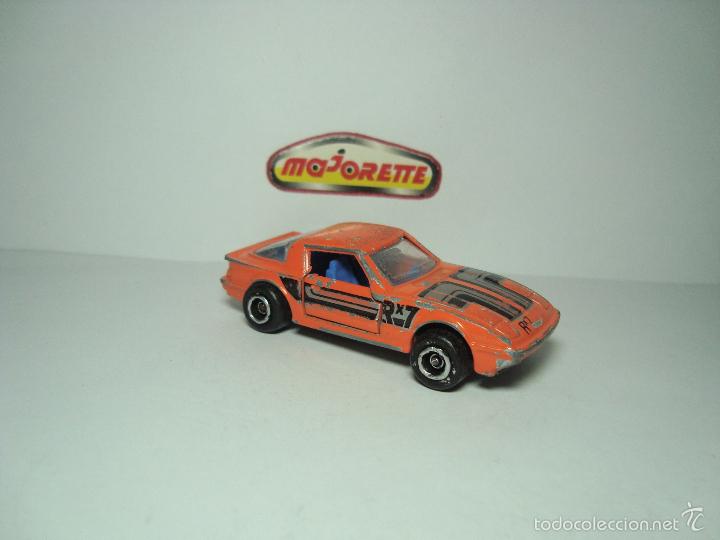 Coches a escala: MAZDA RX 7 DE MAJORETTE 1,64
