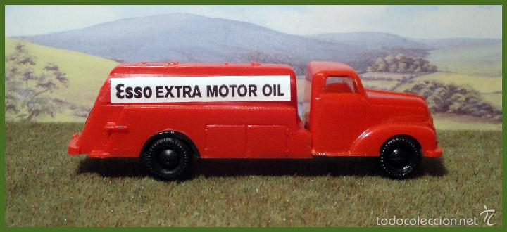 Coches a escala: Cami&oacute;n cisterna Esso de Eko - Foto 1