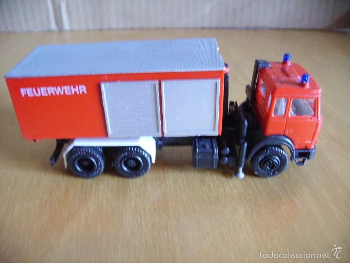 Coches a escala: HERPA --- IVECO BOMBEROS - 1/87 - Foto 1