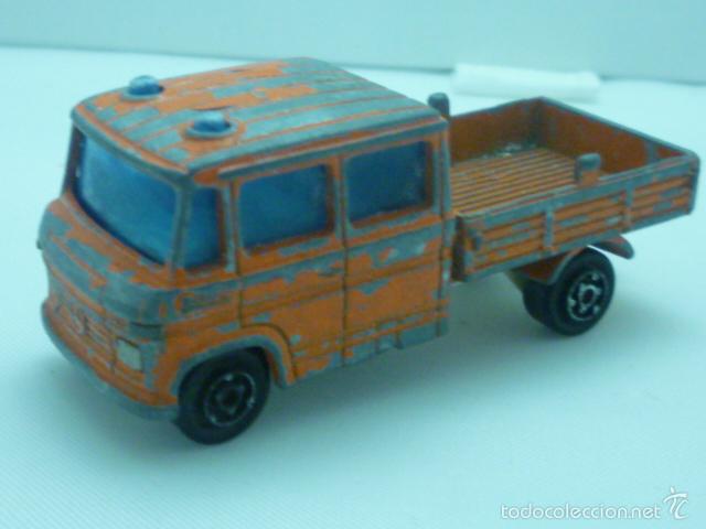 Coches a escala: CAMIONETA DE METAL MAJORETTE MERCEDES TRAX PUBLICS.
