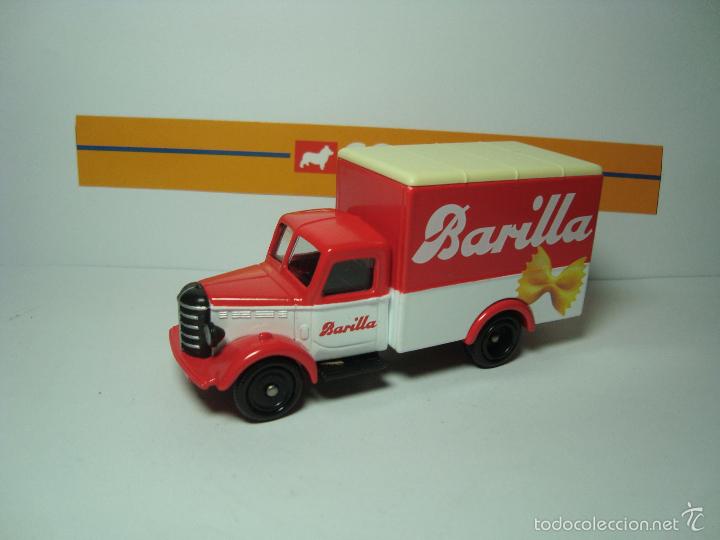 Model Cars: CAMION BEDFORD BARILLA DE CORGI TOYS LLEDO 1,64-1,50 NUEVO EN SU BLISTER ORIGINAL