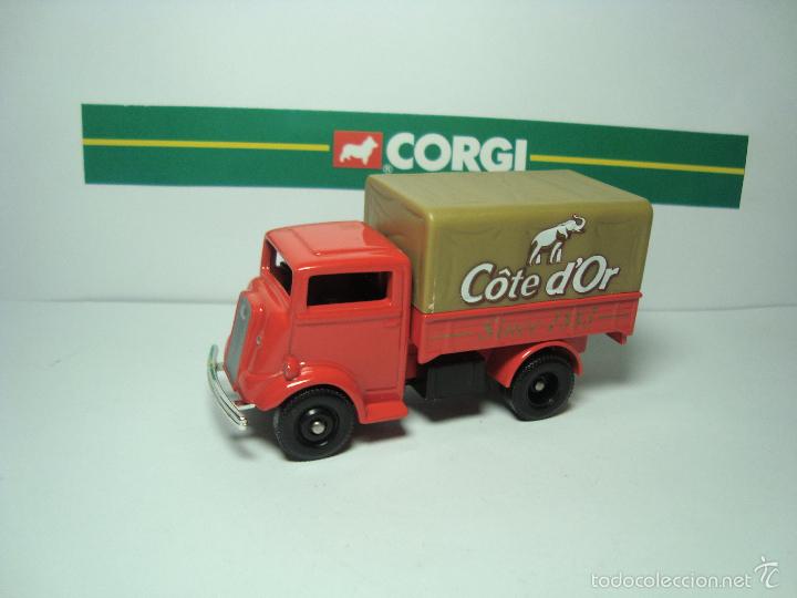 Auto in scala: FORD FORDSON 7V COTE DOR DE CORGI TOYS LLEDO 1,64-1,50 NUEVO EN SU BLISTER ORIGINAL