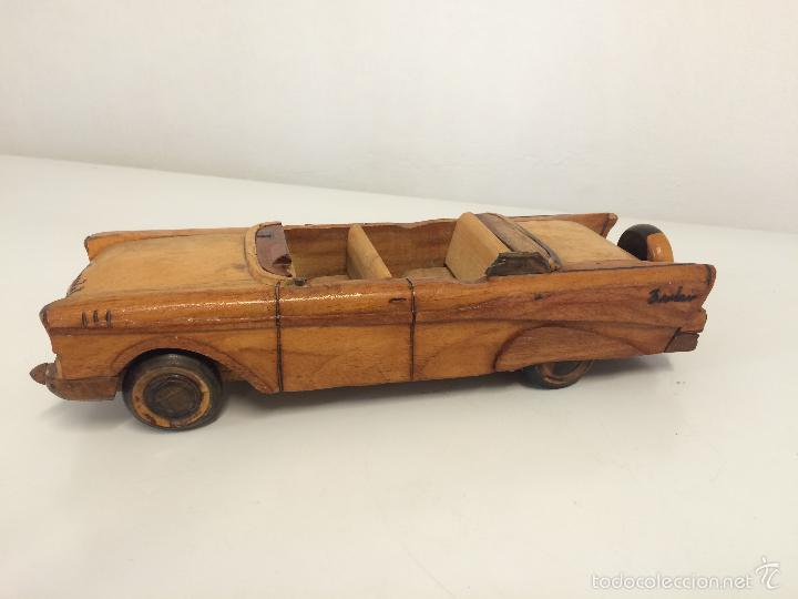 Coches a escala: Chevrolet descapotable en madera - Foto 2