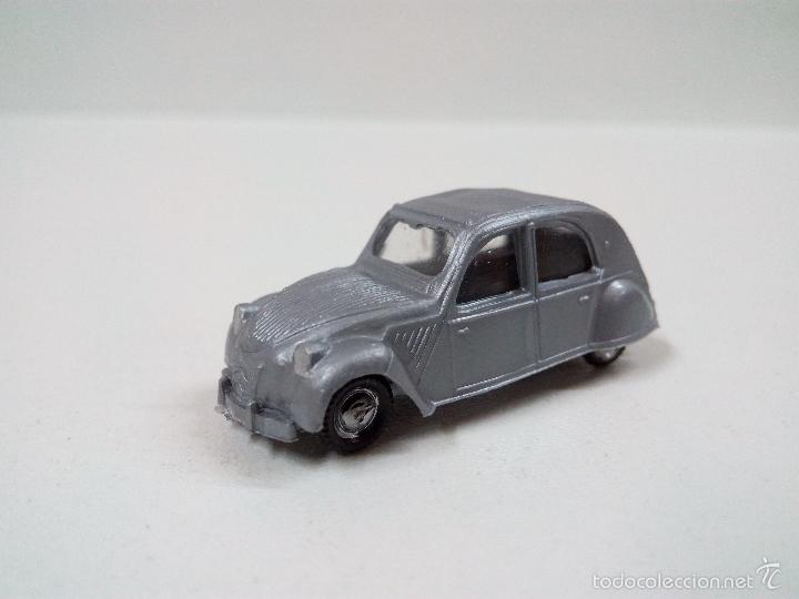 Coches a escala: CITROEN 2 CABALLOS. MINIATURA EKO. - Foto 2