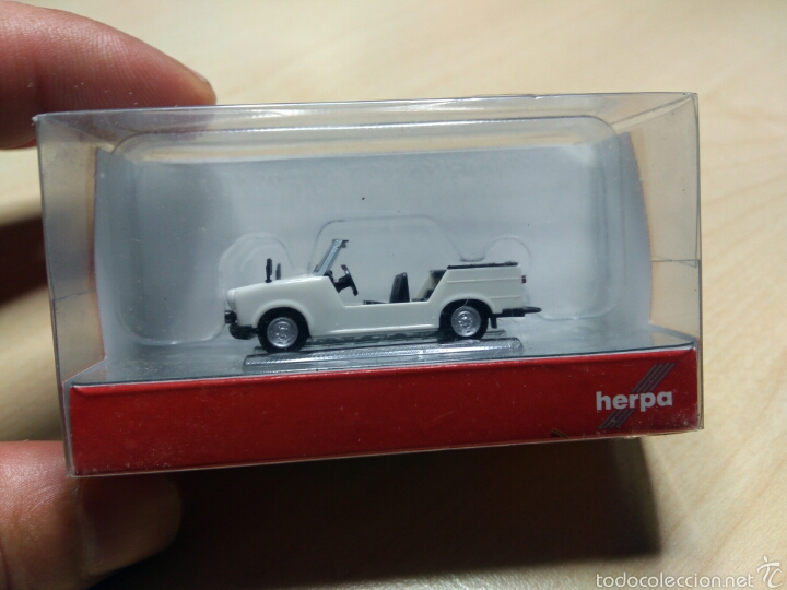 Coches a escala: Herpa Trabant kubel - Foto 1