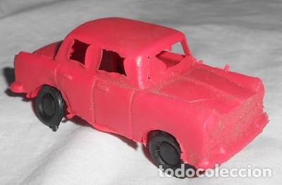 Coches a escala: BARATIJA DE KIOSKO, SEAT 1.500 DE PL&Aacute;STICO