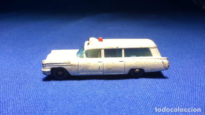 matchbox series 54 s&s cadillac ambulance