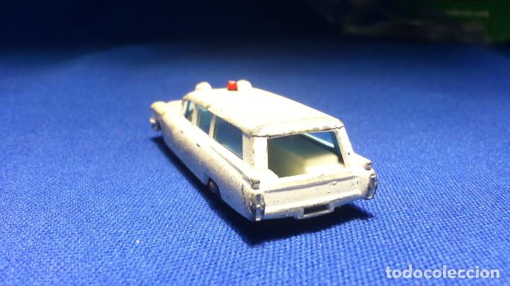 matchbox series 54 s&s cadillac ambulance