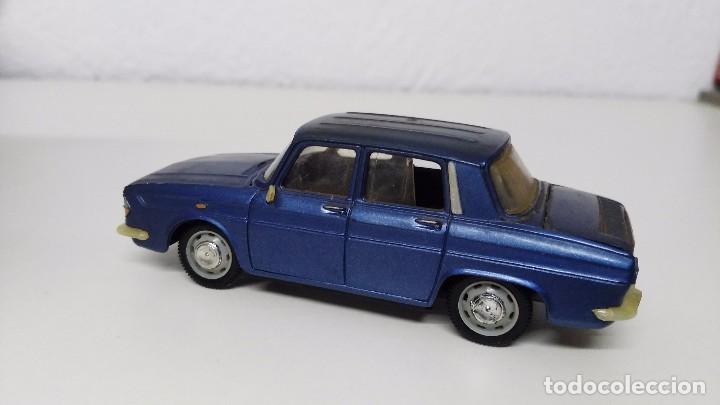 Coches a escala: coche renault 10 de norev - Foto 2