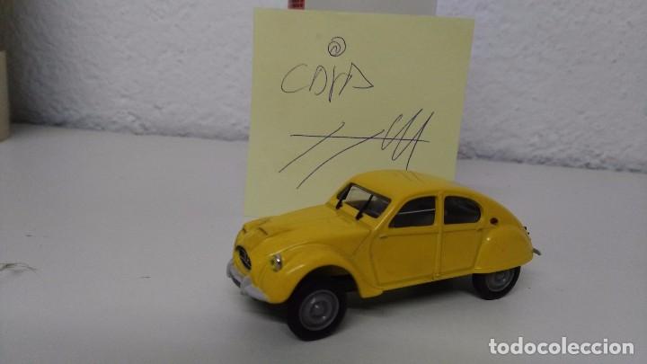 Coches a escala: coche antiguo citroen 2cv
