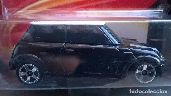 Coches a escala: MINI COOPER BMW AG ECH: 1/56 REF.- 294 E MAJORETTE - Foto 2
