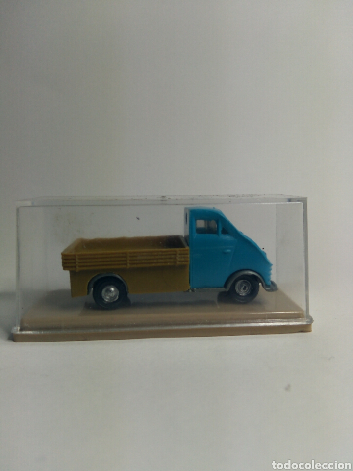 Coches a escala: Eko camioneta DKV