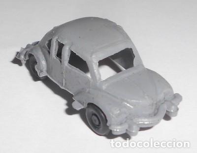 Coches a escala: BARATIJA DE KIOSKO, COCHE DE PL&Aacute;STICO, RENAULT 4 / 4