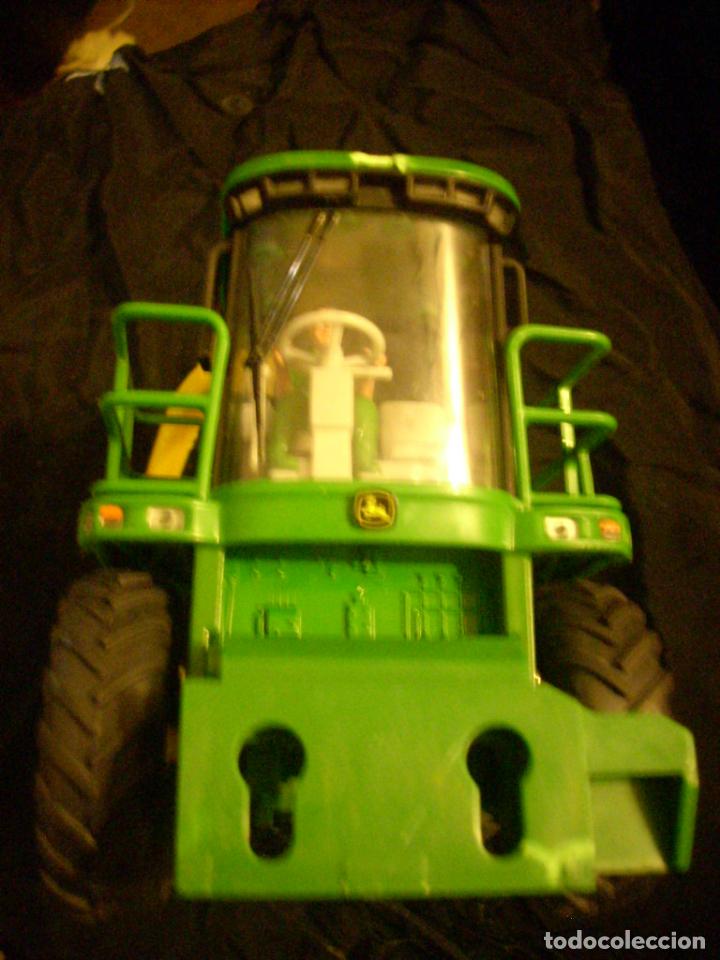 Coches a escala: Cosechadora John Deere, Siku - Foto 1