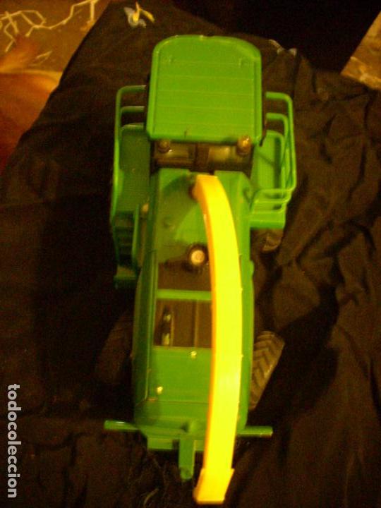 Coches a escala: Cosechadora John Deere, Siku - Foto 4