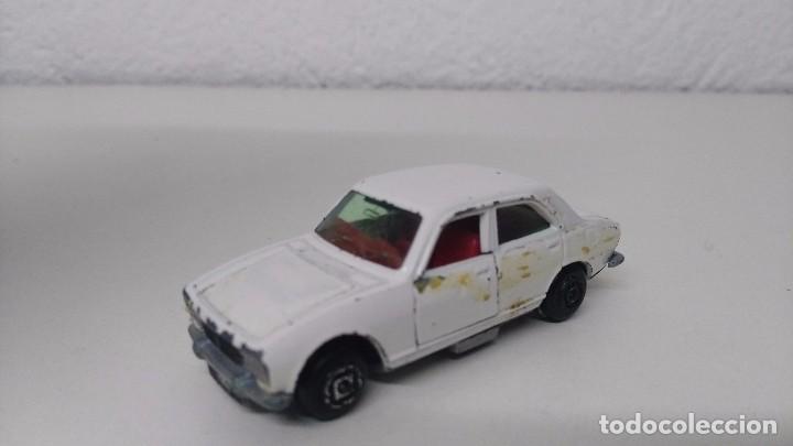 Coches a escala: coche de guisval peugeot 504