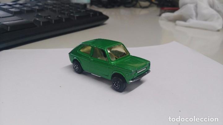 Coches a escala: coche seat 127 de guisval - Foto 2