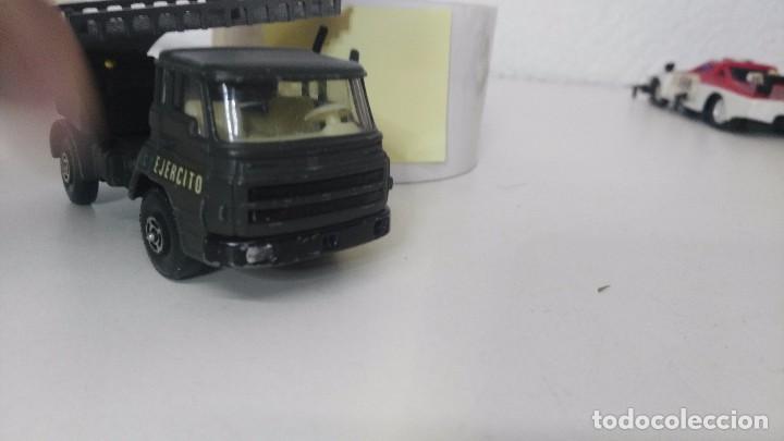 Coches a escala: antiguo camion de guiloy ejercito - Foto 3