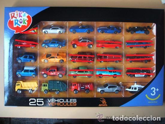 Coches a escala: pack 15 coches marca maisto,escala 1/64 aprox,