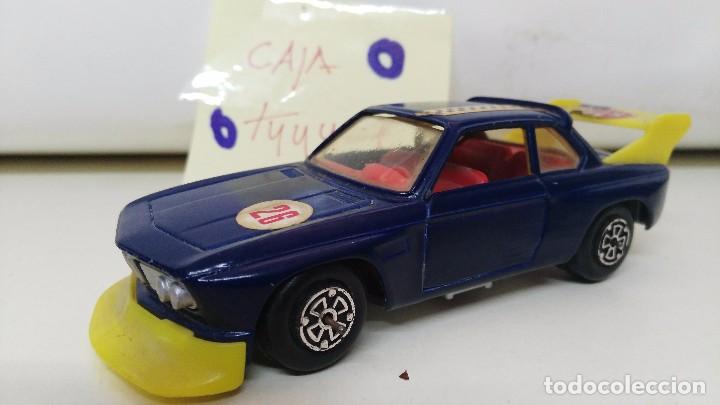 Coches a escala: antiguo coche de guisval bmw  3,3 cls