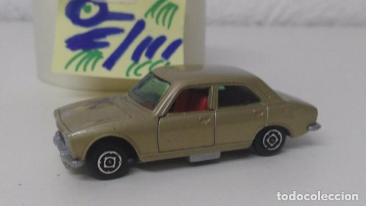 Coches a escala: antiguo coche de guisval peugeot  504