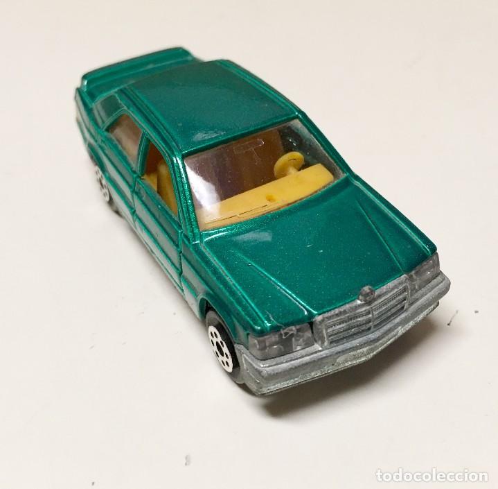 Coches a escala: Mercedes 190. Majorette. Escala 1/59. Ref.231