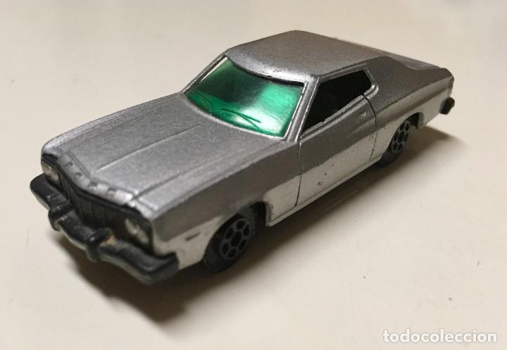 Ford Fordor (verte) de 1947 - 1/43ème en blister