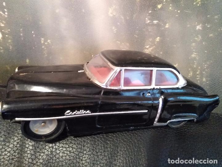 Coches a escala: Coche Cadillac sedan 1950 Japan a fricci&oacute;n para piezas