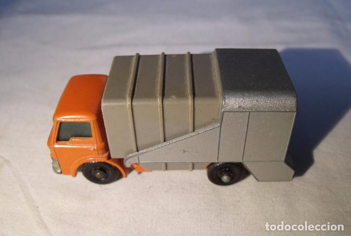 matchbox series 7 refuse truck