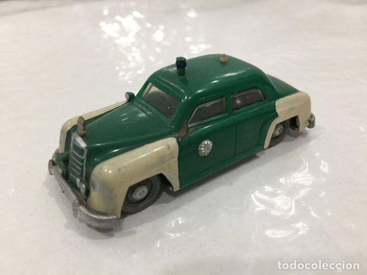 Coches a escala: SIKU MERCEDES 180 POLIZEI - Foto 1
