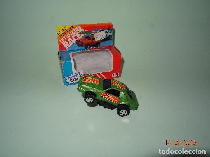 Modellautos: Antiguo FORD MUSTANG Doble Acci&oacute;n Retrocarga y Rueda Elevadora Made in Hong Kong A&ntilde;o 1970s.