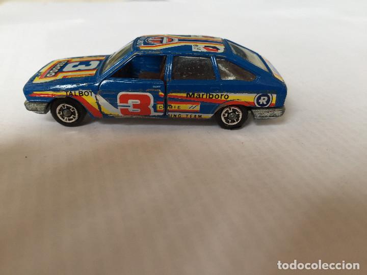 Coches a escala: Chrysler 150 GL 8 marcha Mira