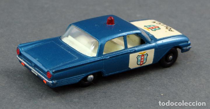 ford fairlane police car by lesney