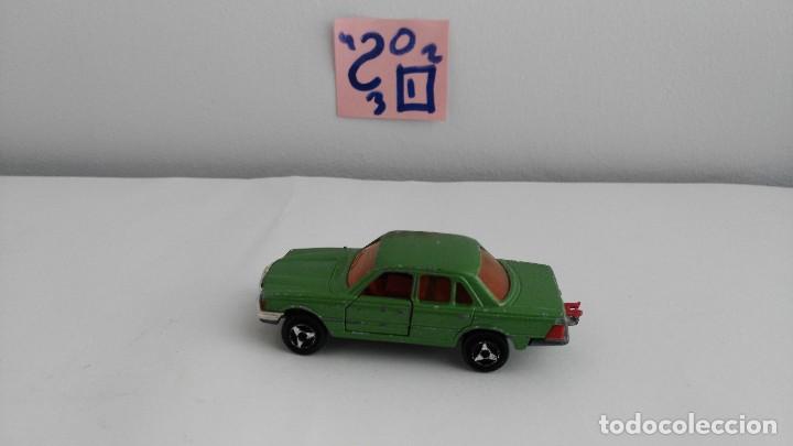 Coches a escala: antiguo coche de majorette mercedes 450